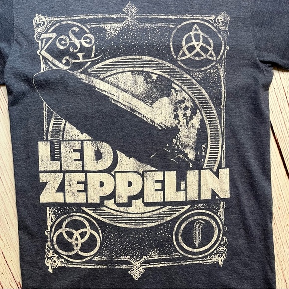Led Zeppelin Band Tee - Picture 3 of 5